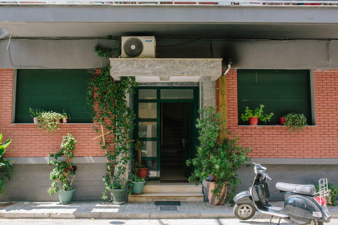 Cosy Apartment In The Centre Of Komotini Exterior photo